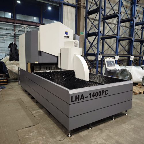 В Видном установлен панелегиб CFI LHA 1400PC для производства потолочных панелей!